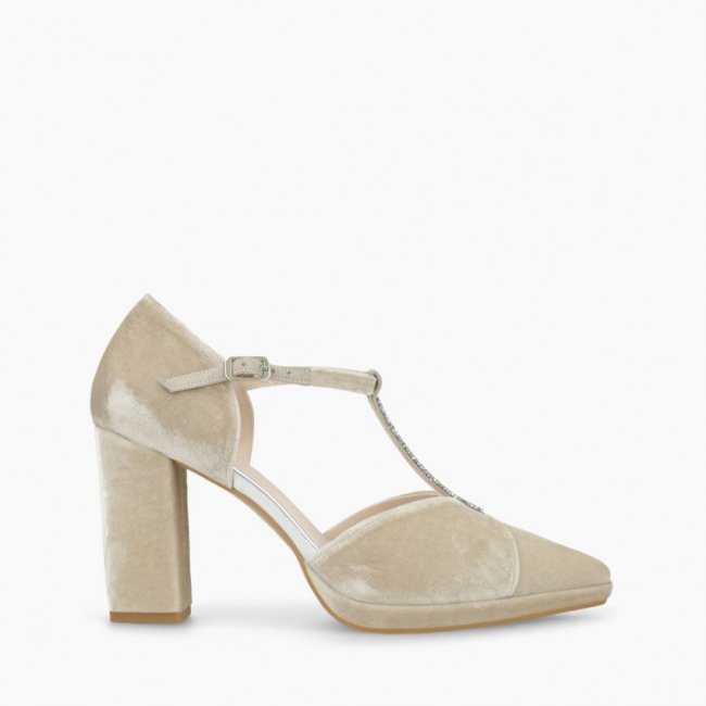 LODI MUJER SALONES DE NOVIA BEIGE LOCAL-TE LODI MUJER SALONES DE NOVIA BEIGE LOCAL-TE