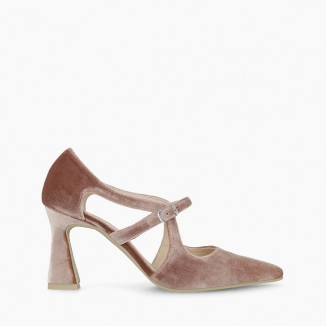 LODI MUJER SALONES DE NOVIA ROSAS RODENAS-TE