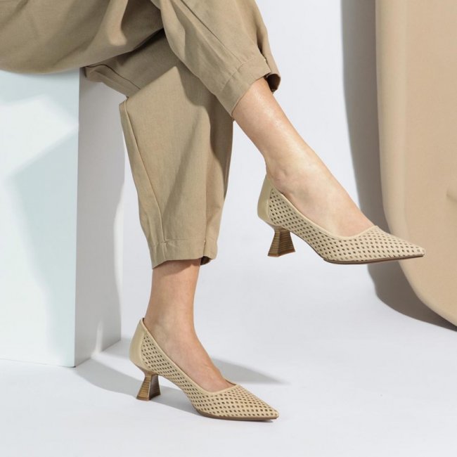 LODI MUJER ZAPATOS DE SALON BEIGE KAL5297