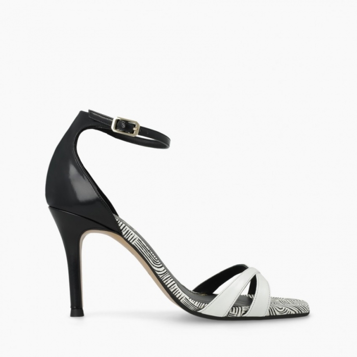 LODI MUJER SANDALIAS NEGRAS SARLY-DE