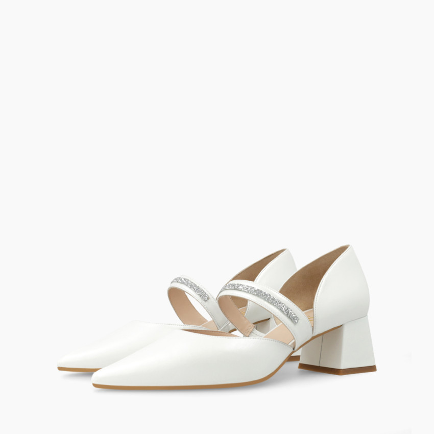 LODI MUJER SALONES DE NOVIA BLANCOS CHAMILEN