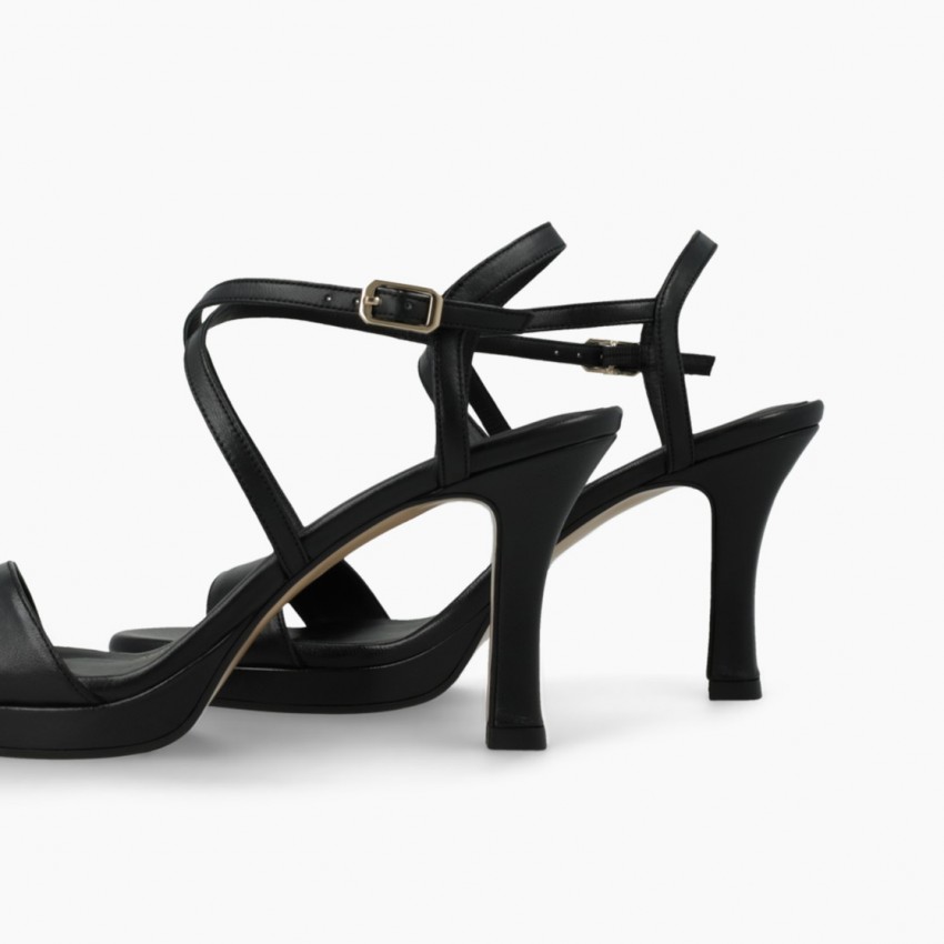 LODI MUJER SANDALIAS NEGRAS LESERA