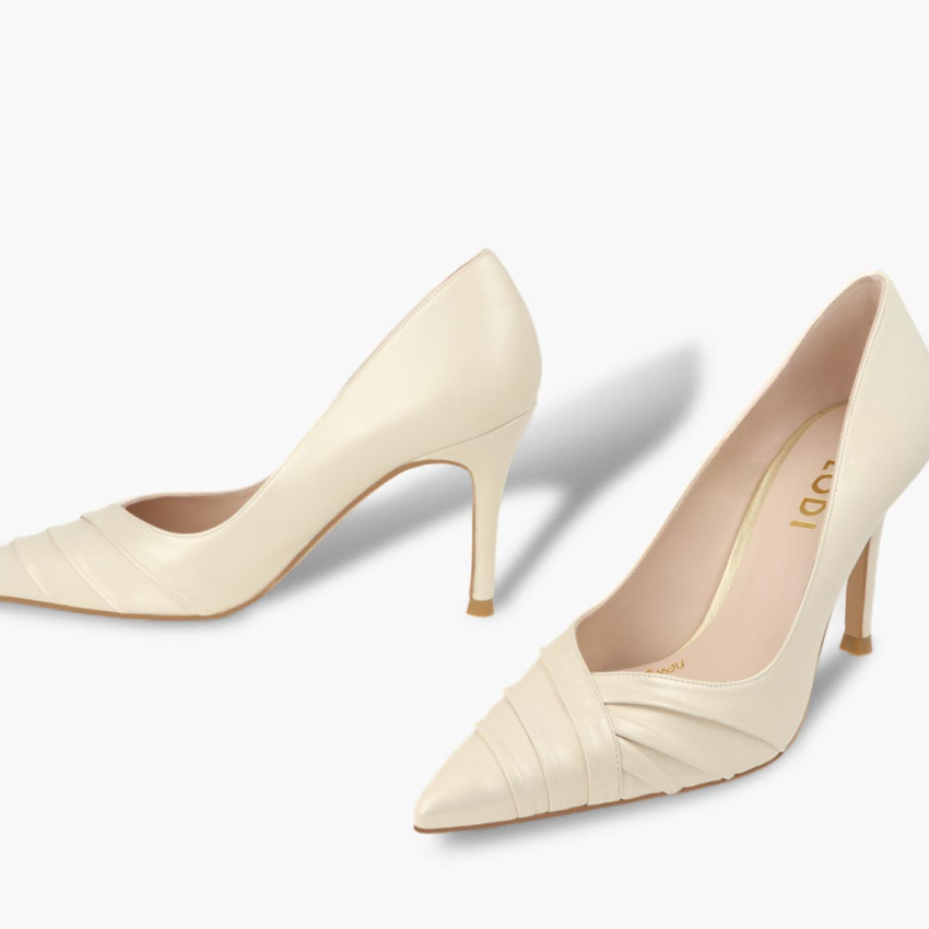 LODI MUJER SALONES DE NOVIA DORADOS SABI