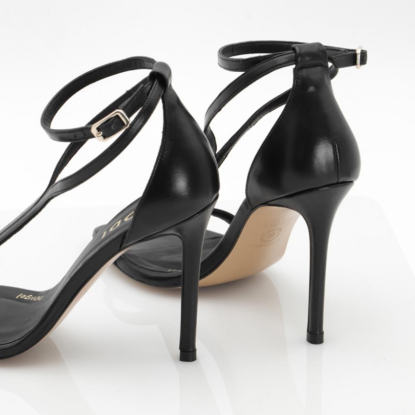 LODI MUJER SANDALIAS NEGRAS WALKER