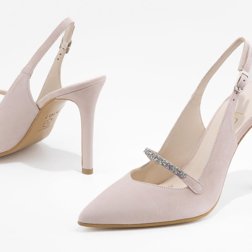 LODI MUJER SALONES DE NOVIA ROSAS VOLU