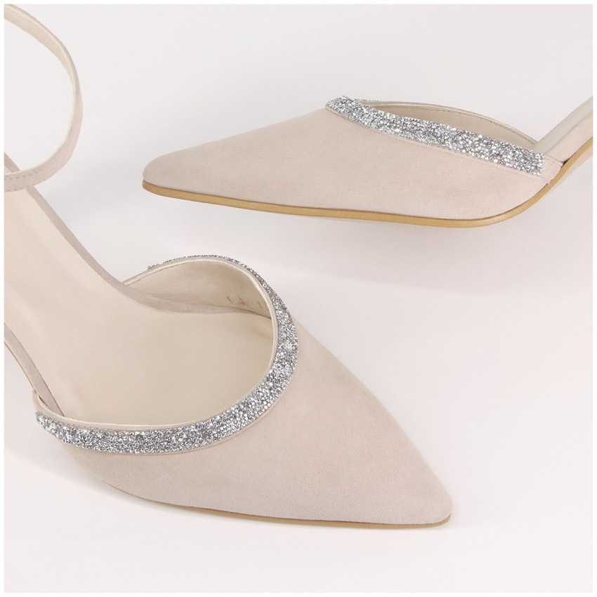 LODI MUJER SALONES DE NOVIA ROSAS RAMINA